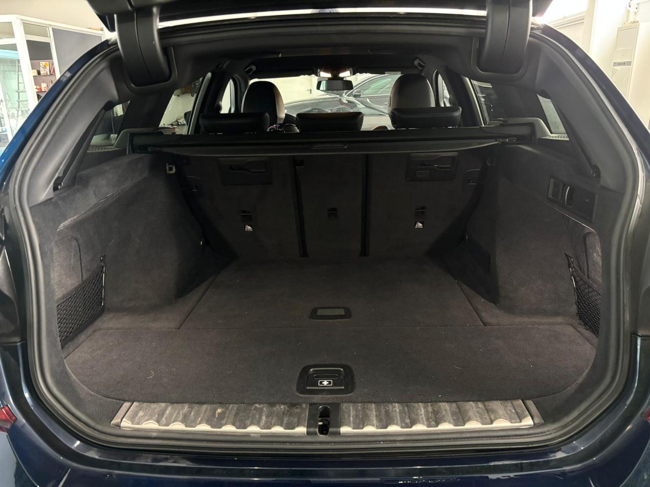 Bmw 320 320d xDrive Touring Msport