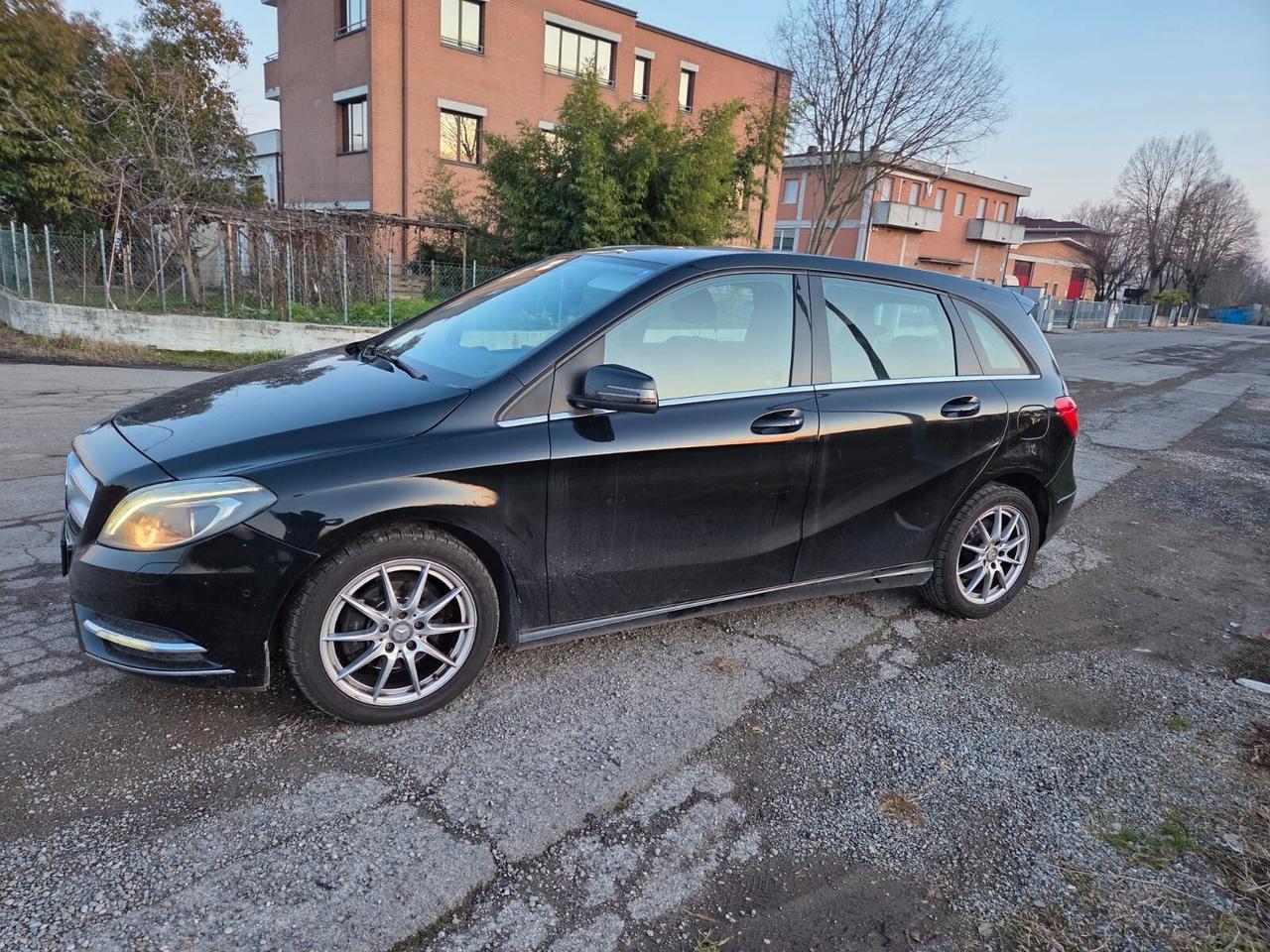 Mercedes-benz B 200 CDI Automatic Premium