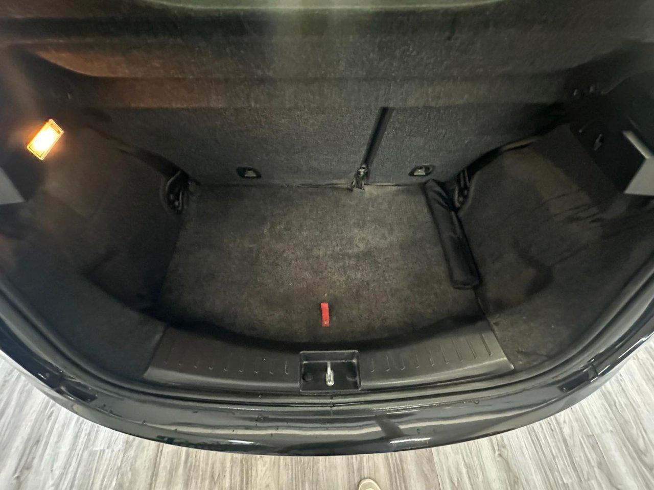 Lancia Ypsilon 5 Porte Ypsilon 1.2 8v Gold c/CL 69cv E6