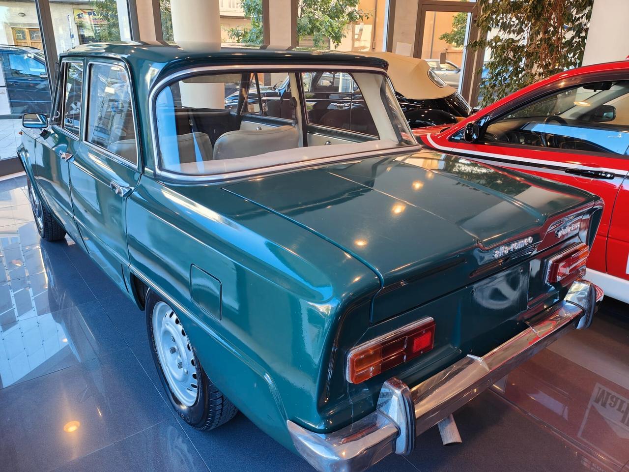 Alfa Romeo Giulia 1300