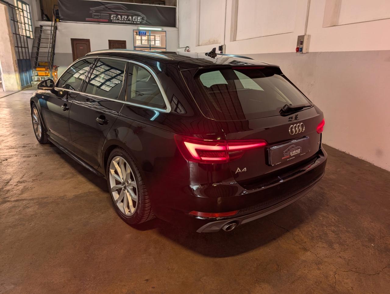 Audi A4 2.0 TDI 122 CV S tronic S line edition