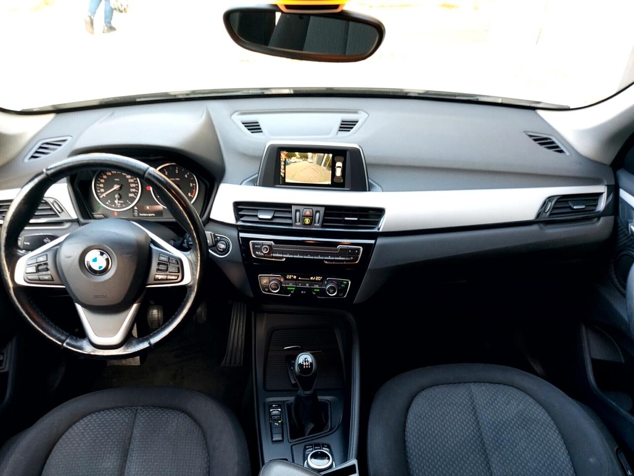 BMW X1 sDrive16d NAVI