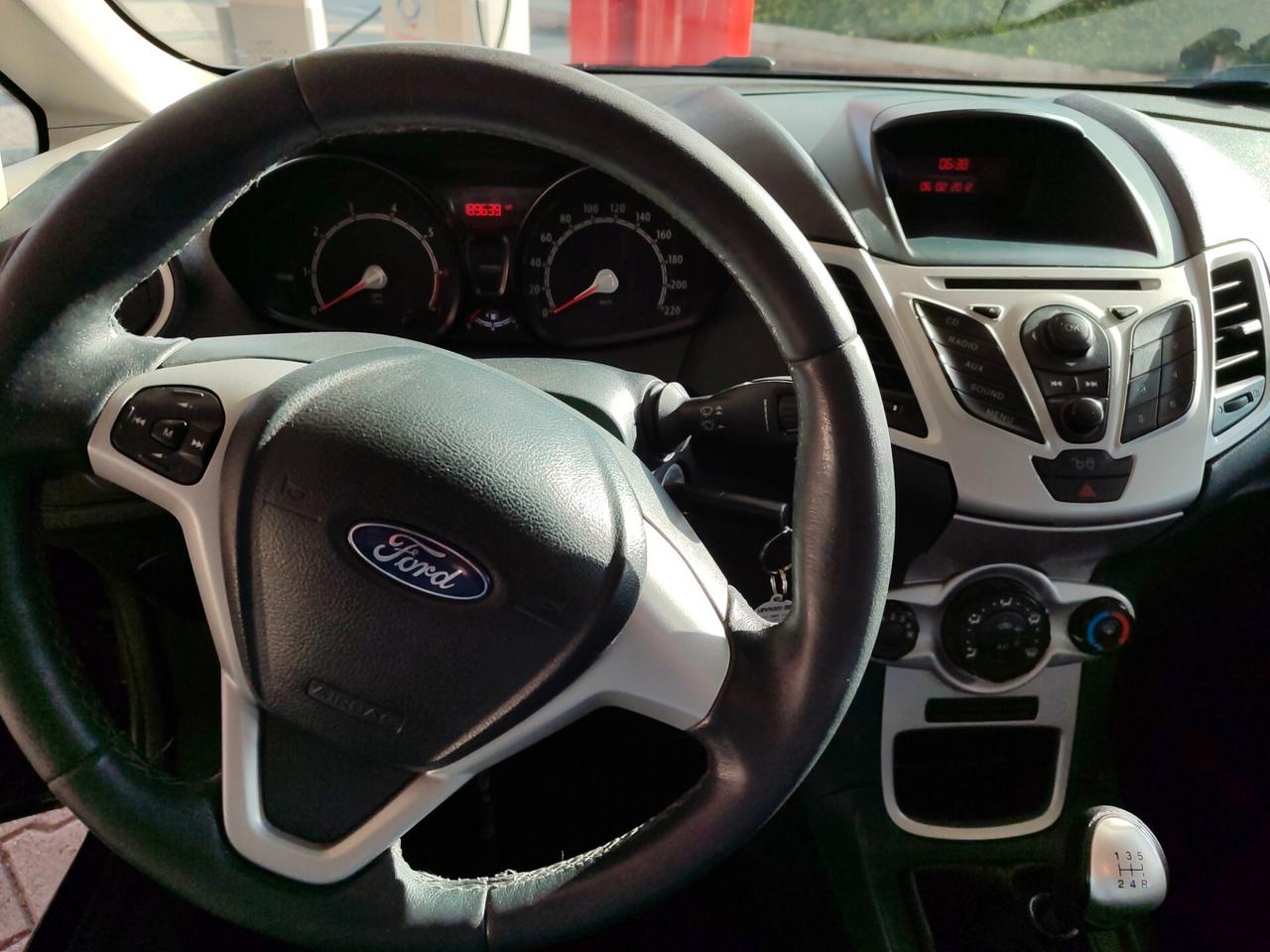 Ford Fiesta 1.2 TITANIUM GPL PROMO