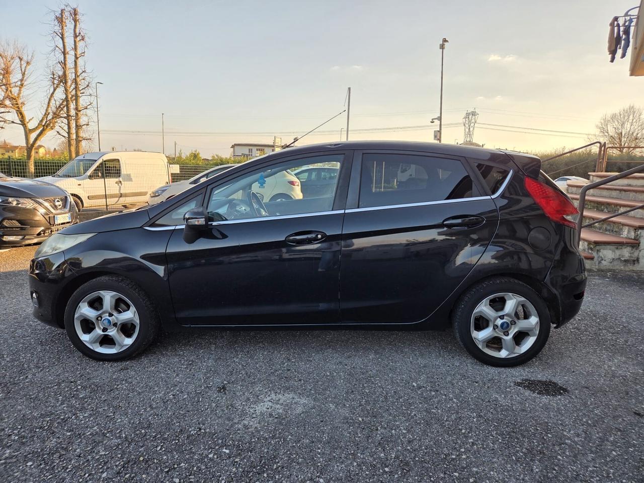 Ford Fiesta 1.4 TDCi 5p. Titanium