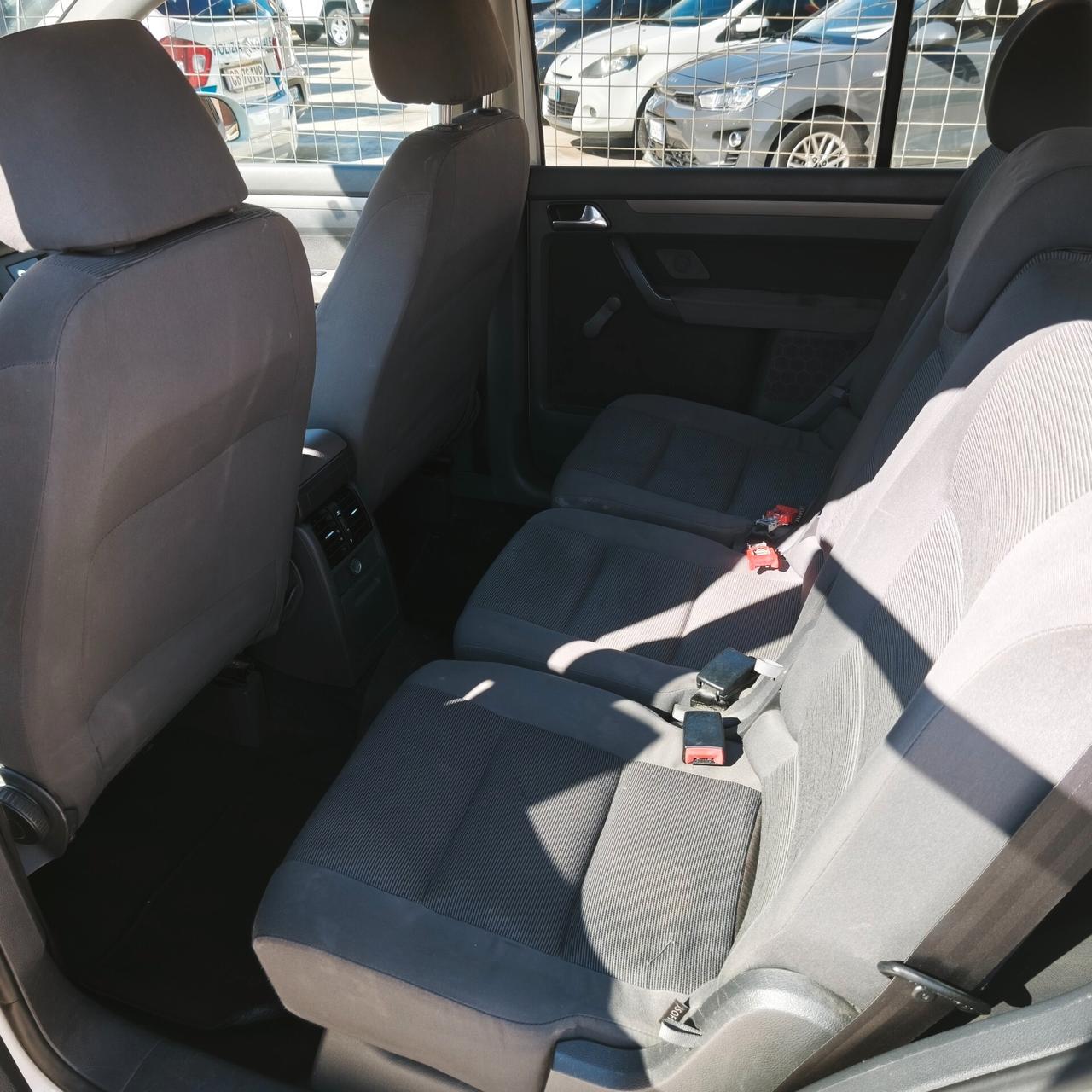 Volkswagen Touran 2.0 Conceptline Ecofuel