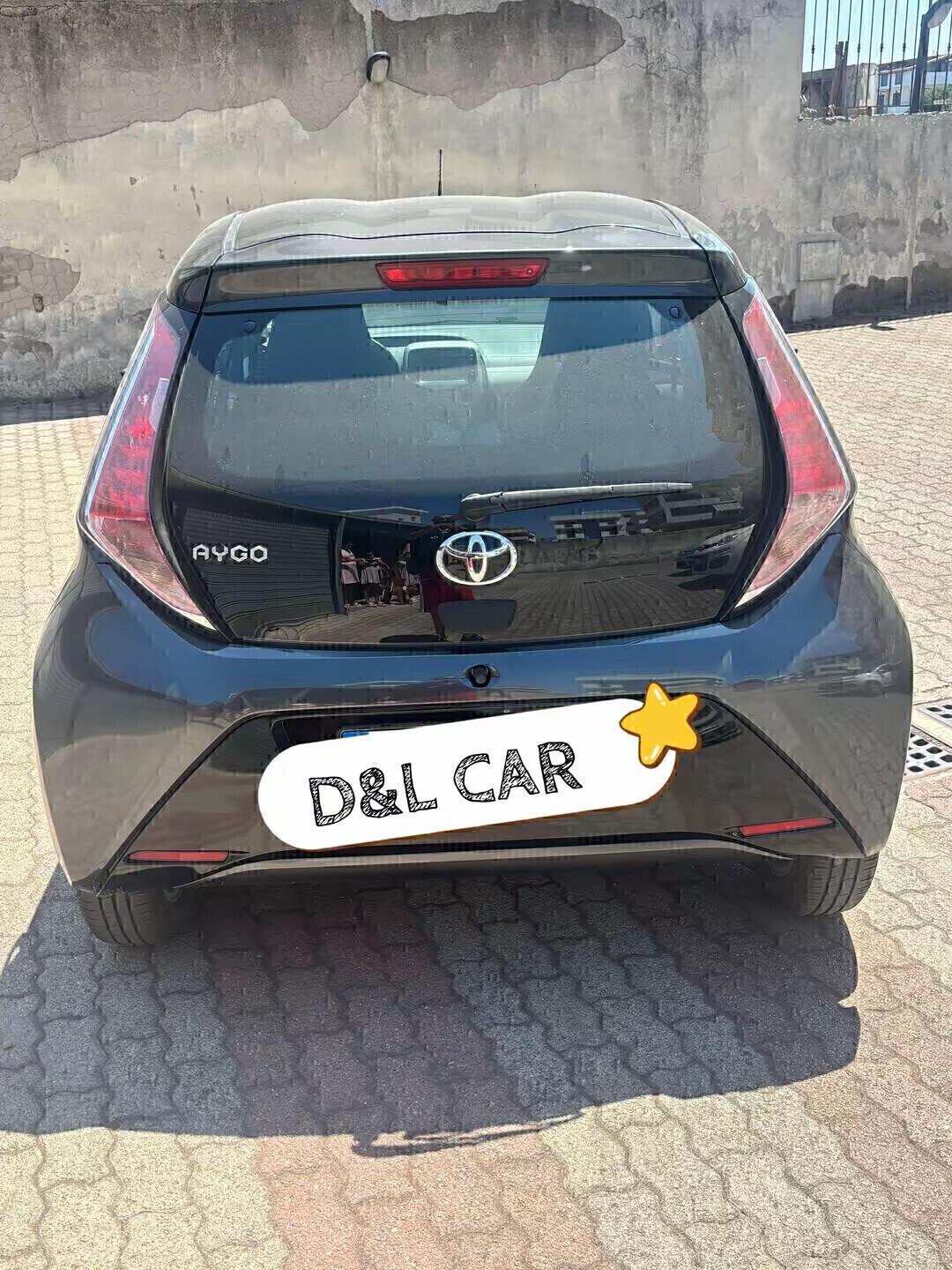 Toyota Aygo X 1.0 VVT-i 72 CV 5 porte Lounge