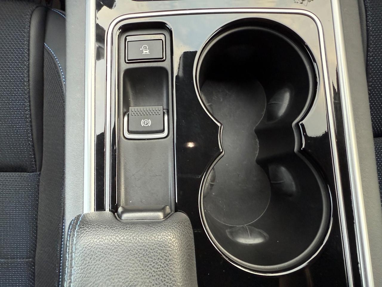 Jaguar XE 2.0 D Turbo aut. R-Sport - Unico Proprie