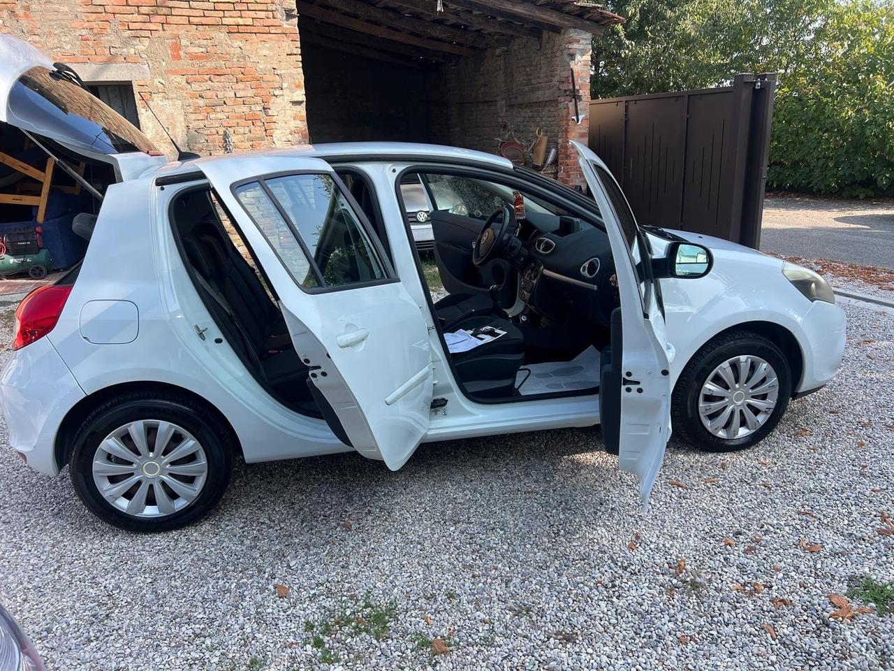Renault Clio 1.2 16V 5 porte GPL Dynamique