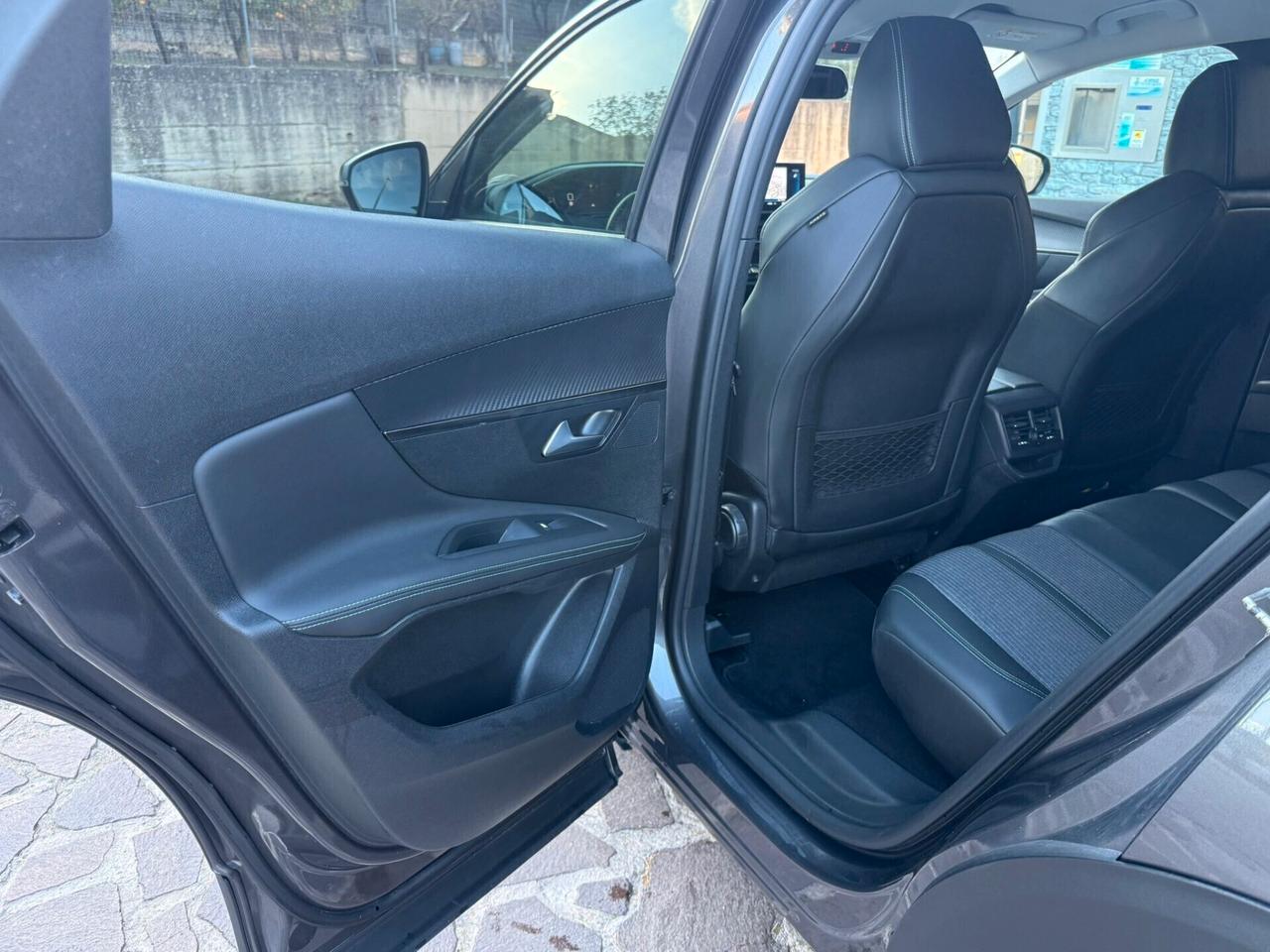 Peugeot 3008 1.5 BlueHDi 130 S&S Allure EAT8 2021