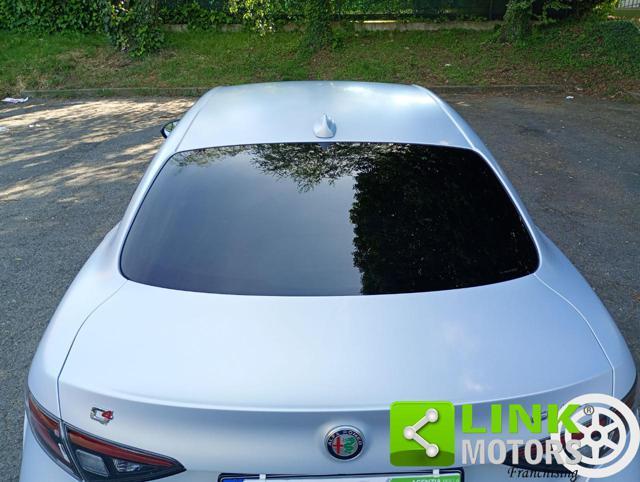 ALFA ROMEO Giulia 2.0 Turbo 280 CV AT8 AWD Q4 Competizione
