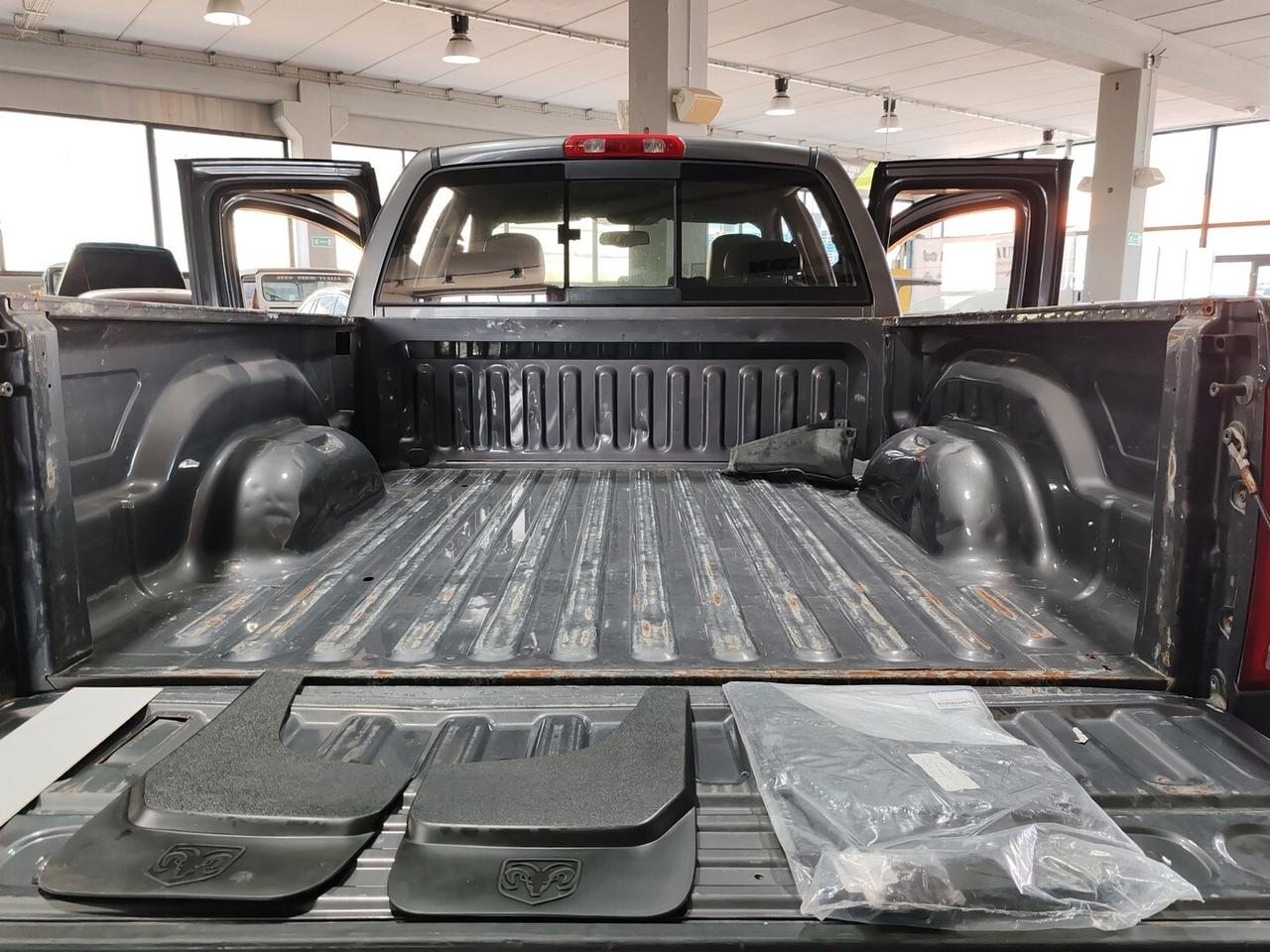 Dodge RAM 1500 Laramie