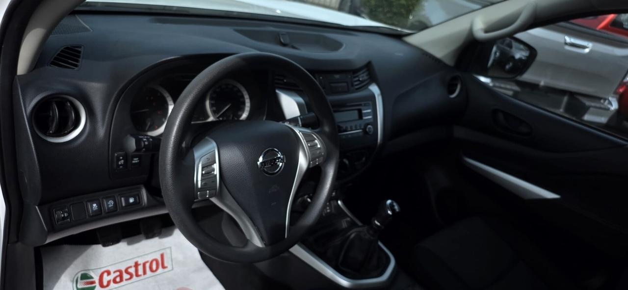 Nissan Navara 2.3 dCi 4WD King Cab Acenta