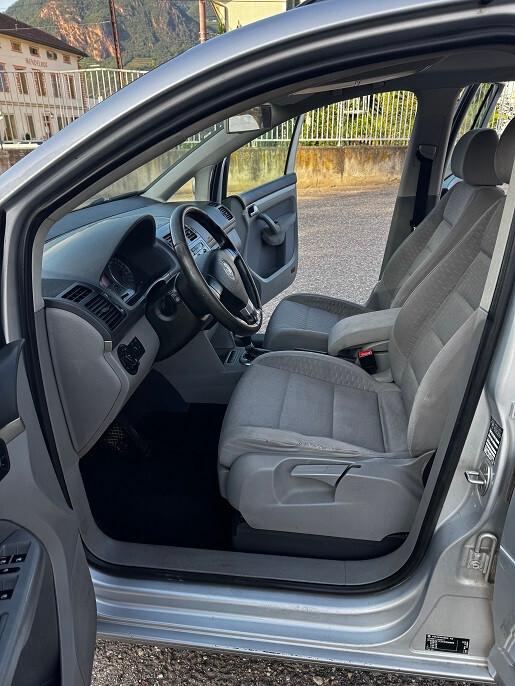 Volkswagen Touran 2.0 TDI DPF DSG Highline