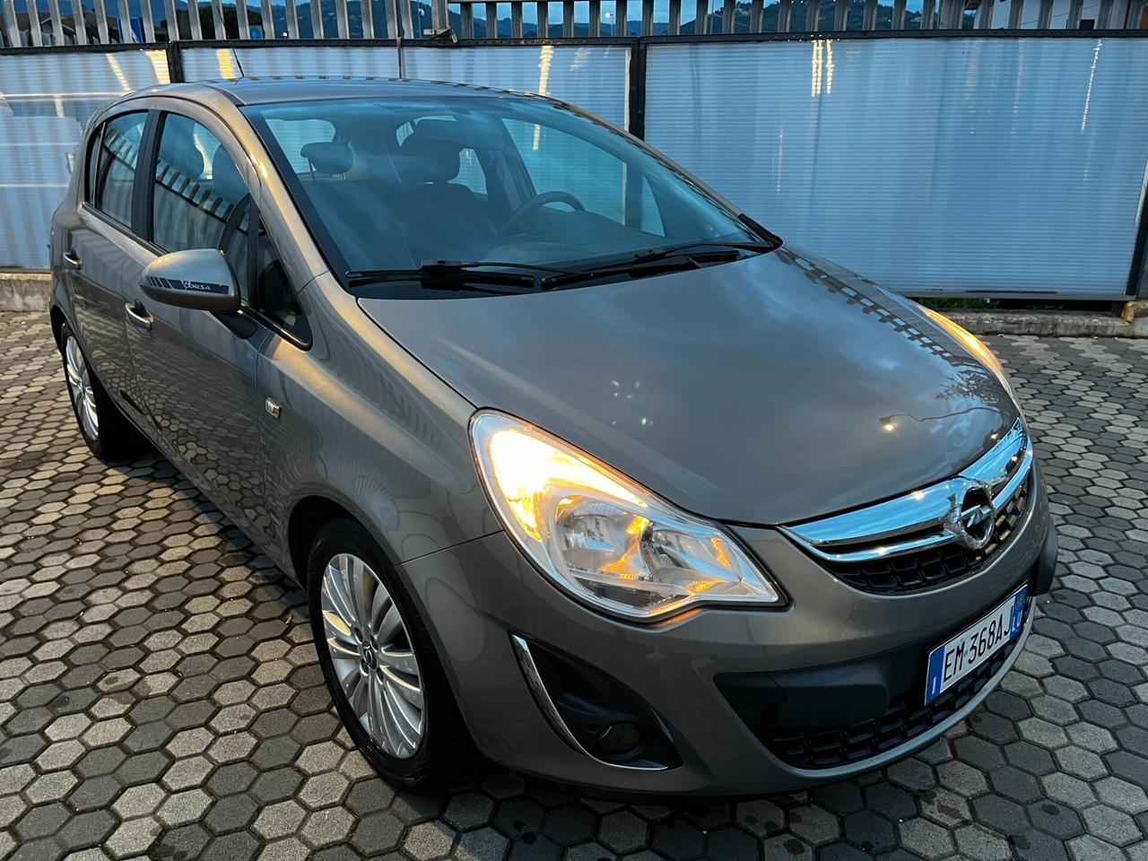 Opel Corsa 1.2 5 porte One