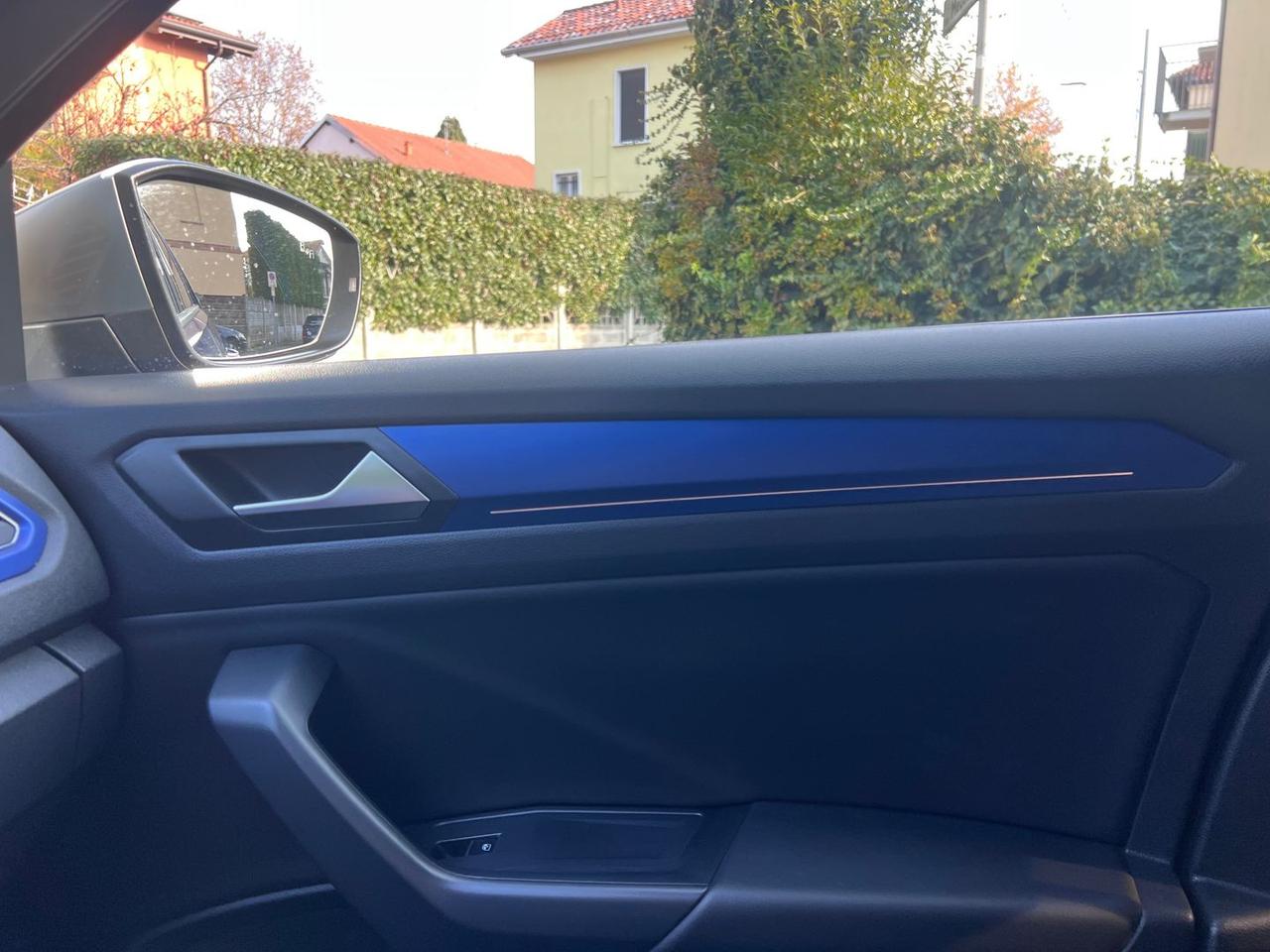 Volkswagen T-Roc 2.0 TSI R R Line #7984