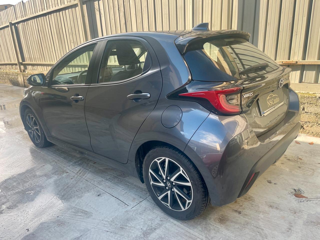 Toyota Yaris 1.5 Hybrid 5 porte Premiere