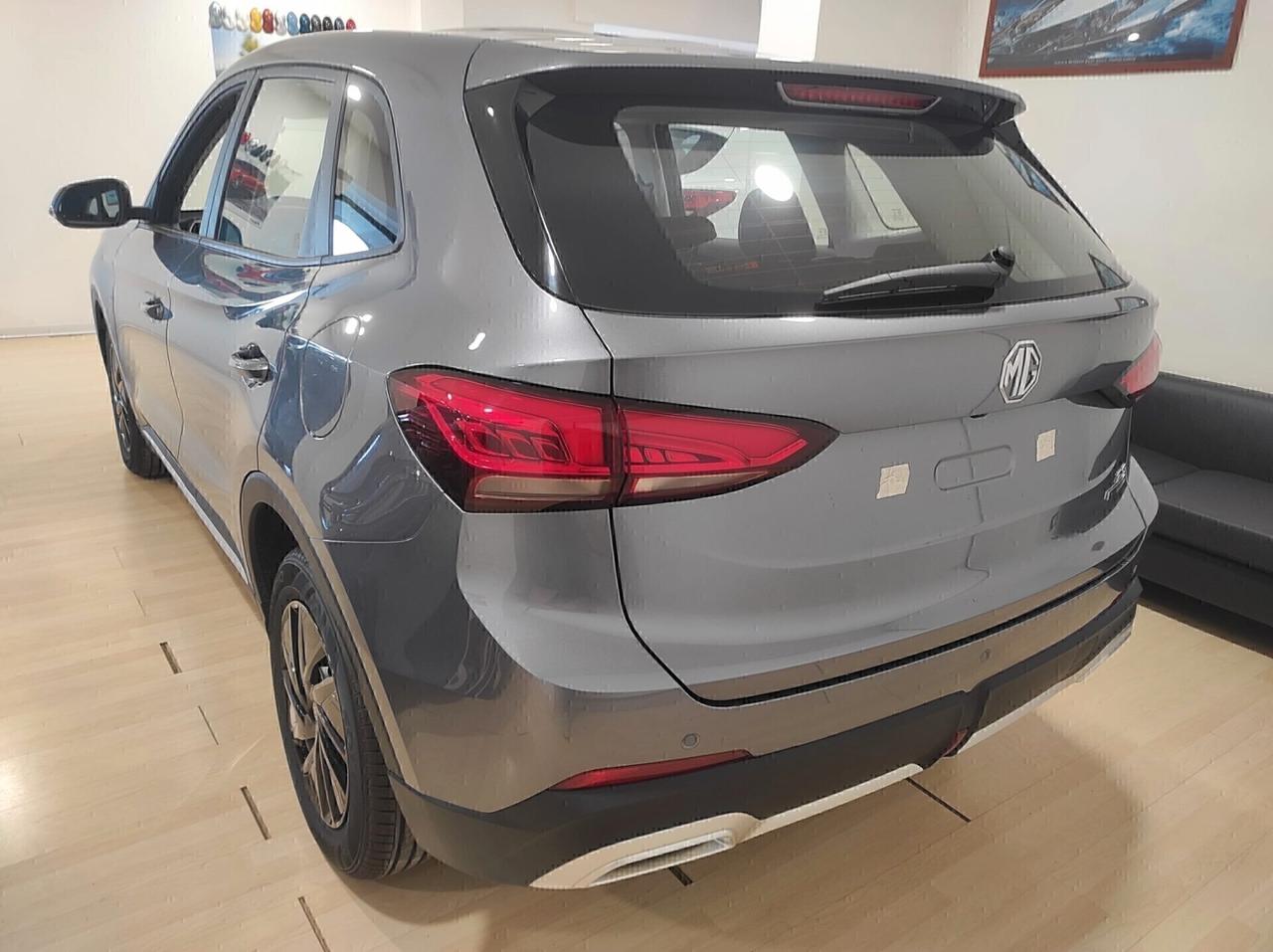 Mg ZS STANDARD 1.5 115CV - BENZINA