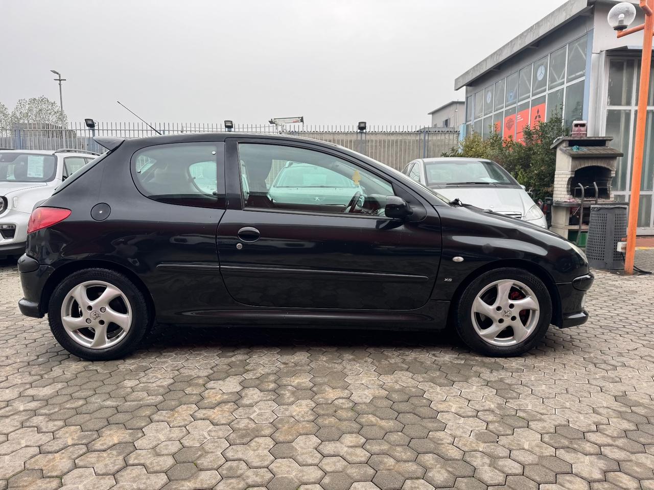 Peugeot 206 1.4 16V 3p. XS ADATTA A NEOPATENTATI