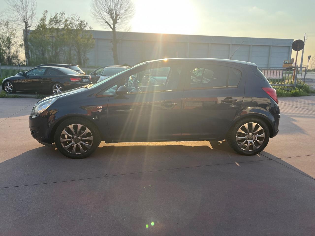 Opel Corsa 1.2 80CV 5 porte GPL-TECH Club