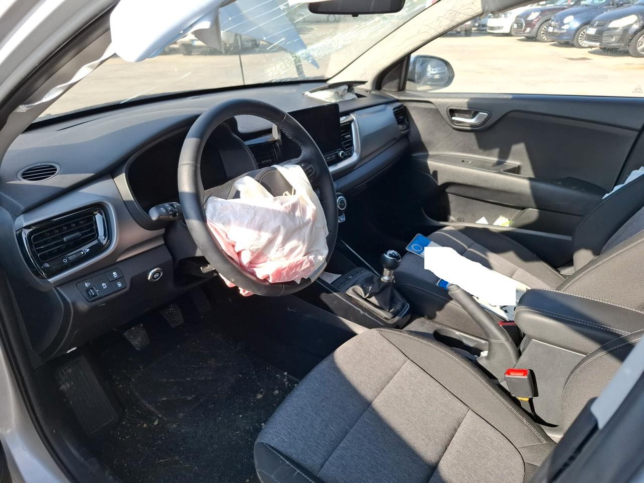 Kia Stonic 1.2 GPL - SINISTRATA