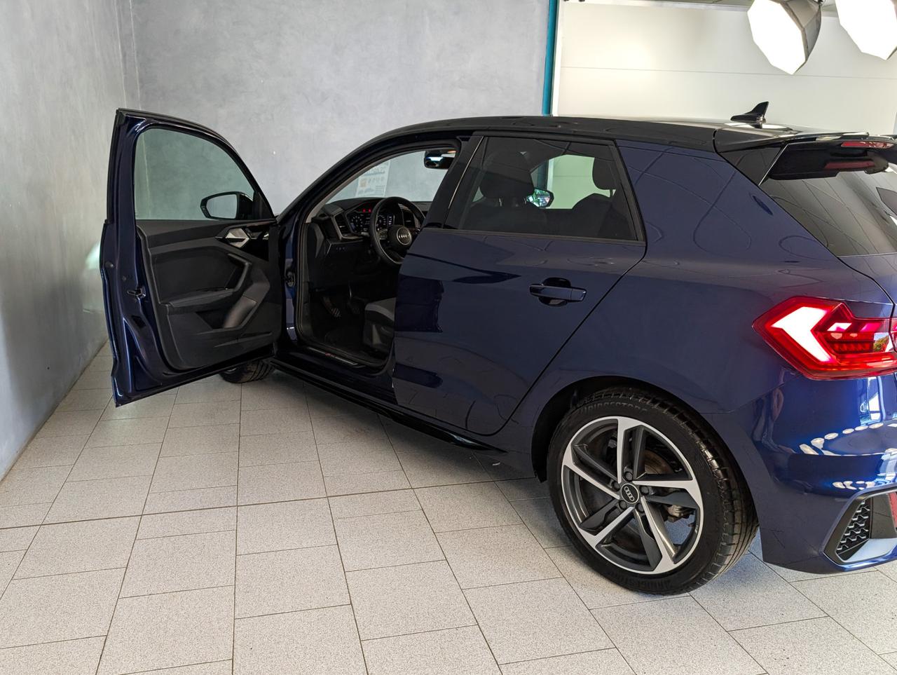 Audi A1 30 TFSI 116cv Adrenalin Black Edition S line