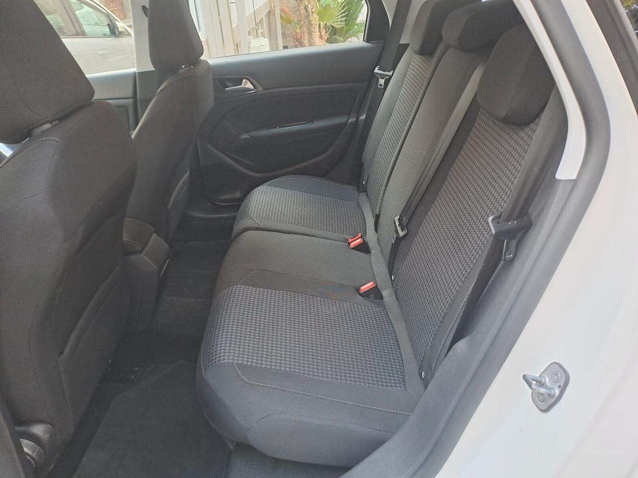Peugeot 308 BlueHDi 130 EAT8