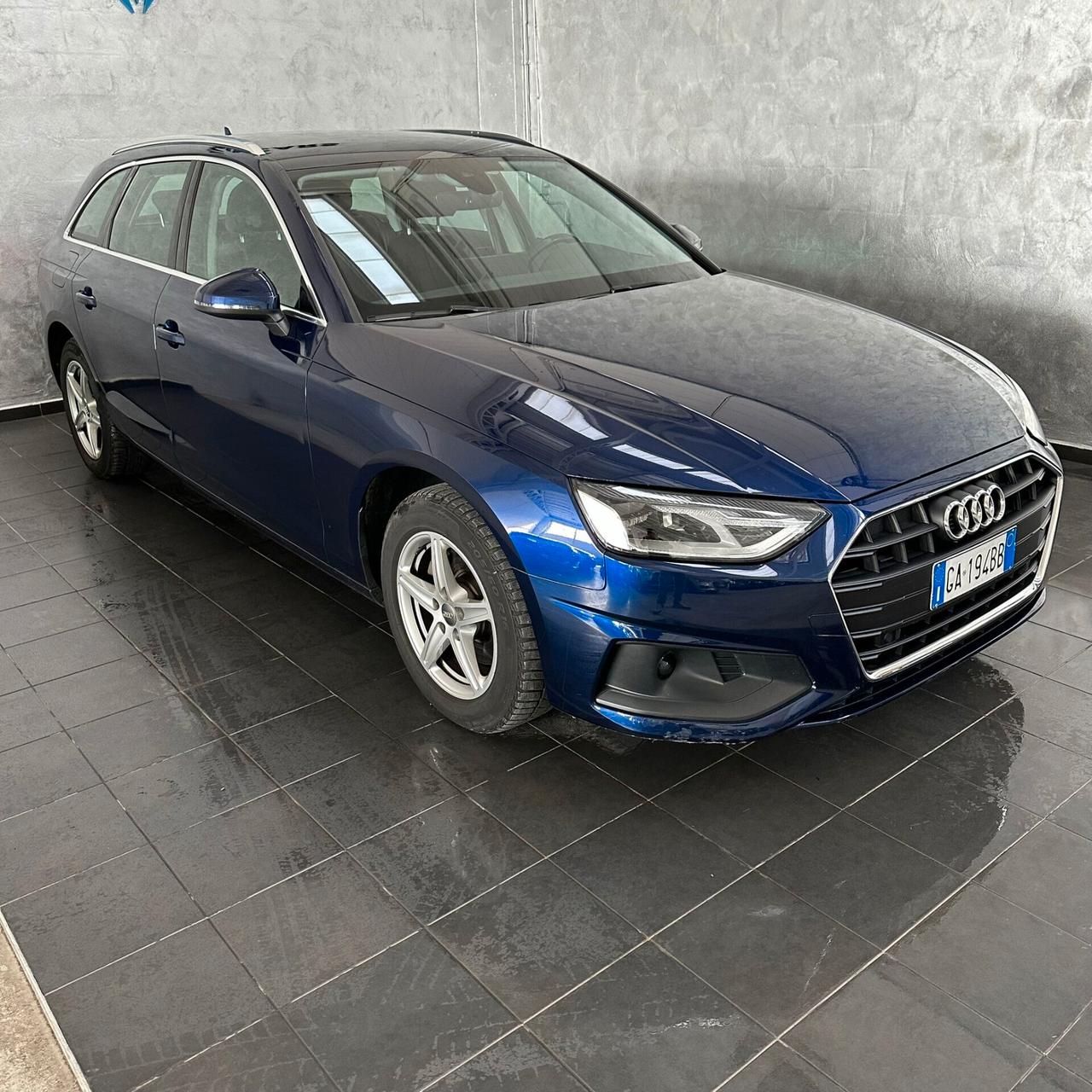 Audi A4 Avant 30 TDI/136 CV S tronic