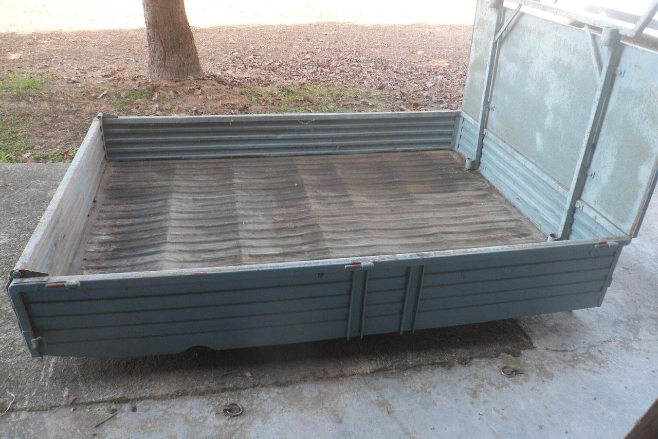 Piaggio Ape car p2/p3 solo cassone ribaltabile con soprasponde