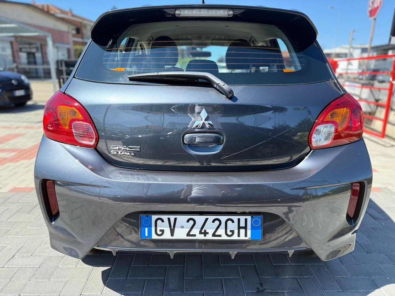 Mitsubishi Space Star 1.2BENZ 71CV IVA ESPOSTA