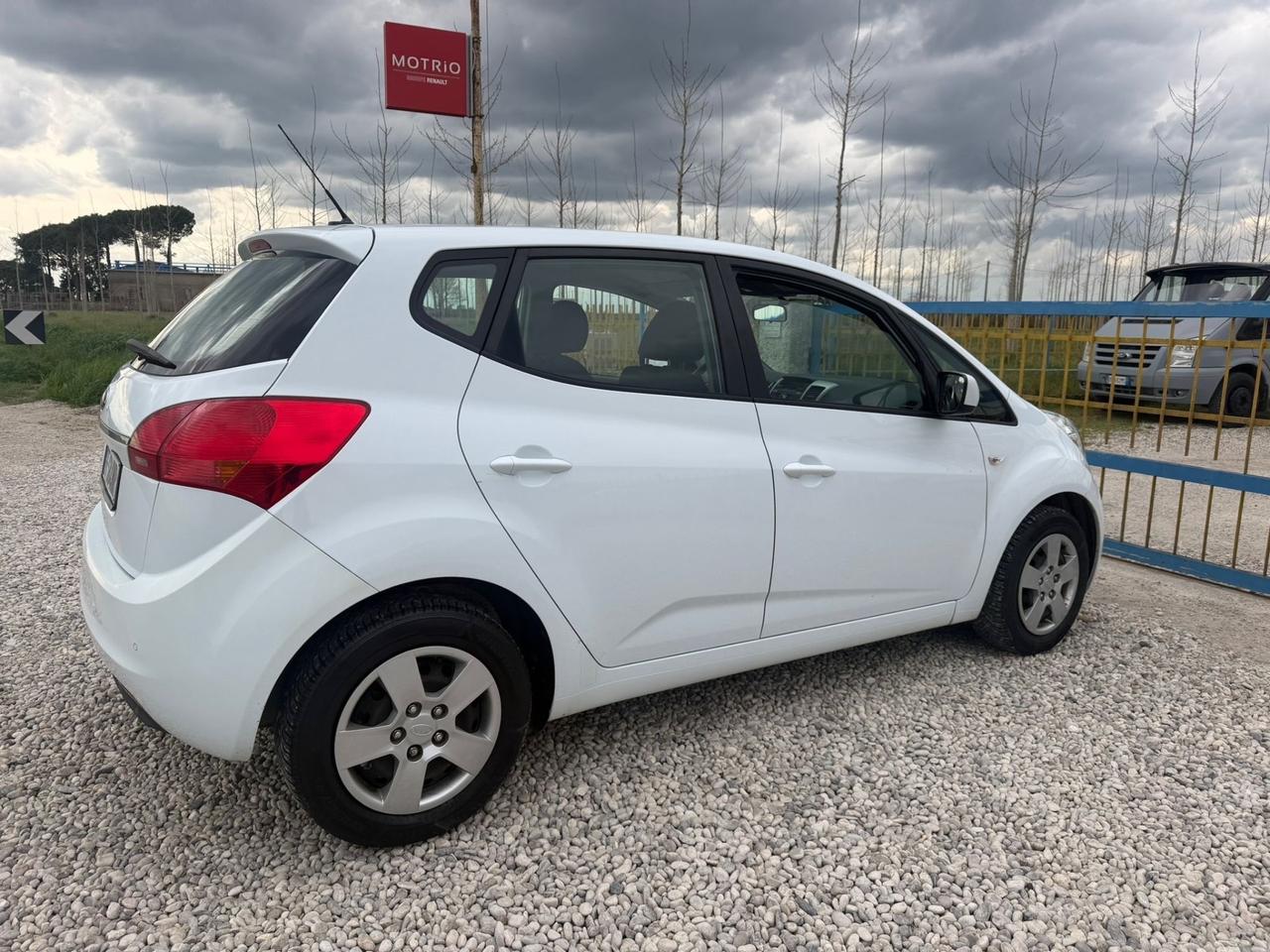 Kia Venga 1.4 CVVT Cool