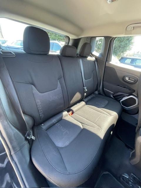 Jeep Renegade 1.6 E-TorQ EVO Sport