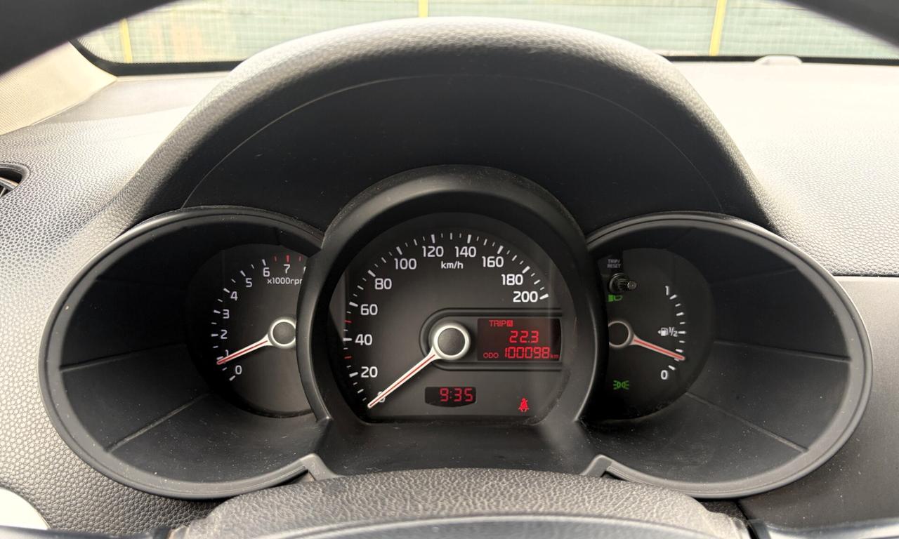 KIA PICANTO 1.0 BENZ. # OK NEO PATENTATI