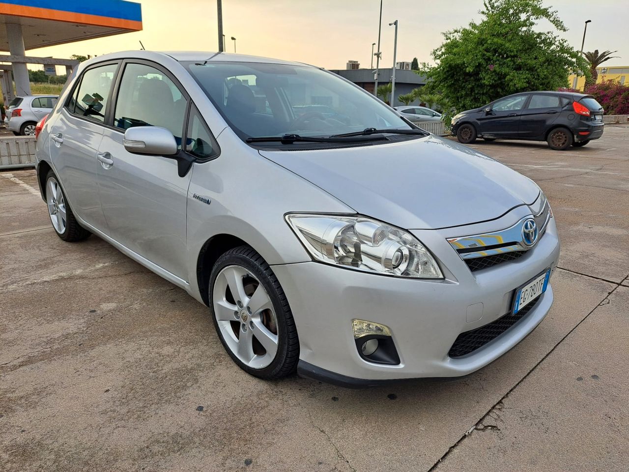 Toyota Auris Hybrid 1.8 HSD 5 porte Executive 99cv