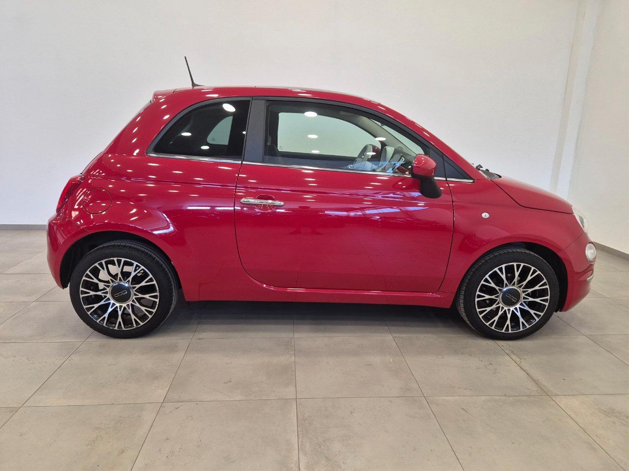 Fiat 500 1.0 hybrid Dolcevita 70cv !! PREZZO REALE !! - NEOPATENTATI - Carplay - Tetto Pano