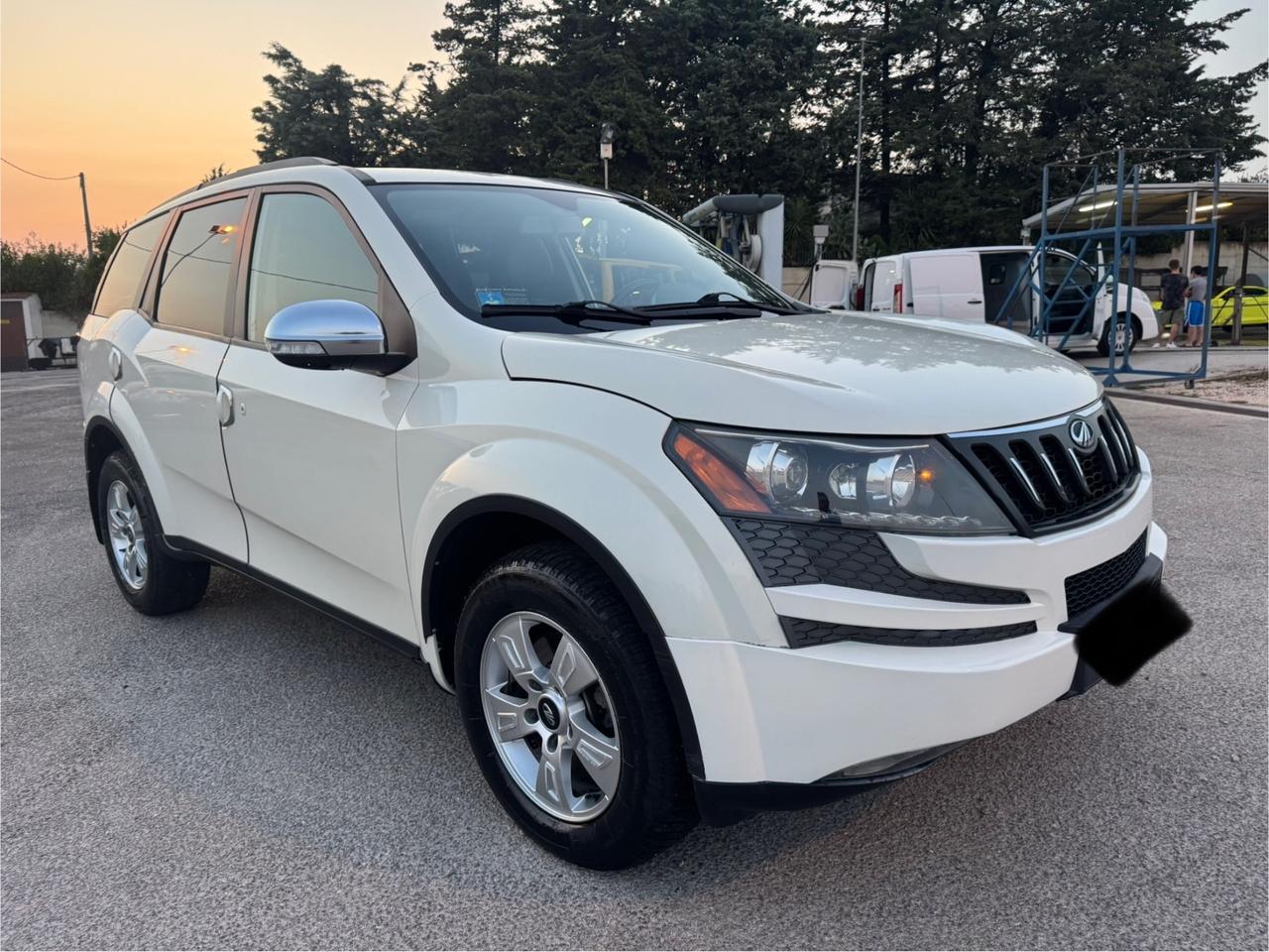 Mahindra XUV500 2.2 16V FWD W8