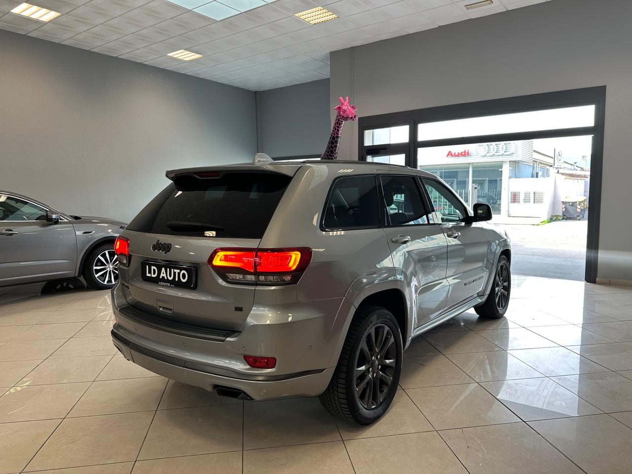 Jeep Grand Cherokee 3.0 V6 CRD 250 Multijet II S Model FULL