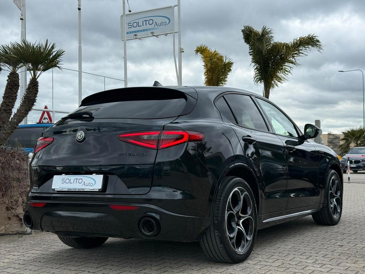 Alfa Stelvio 2.2 TD 210 CV AT8 Q4 Veloce