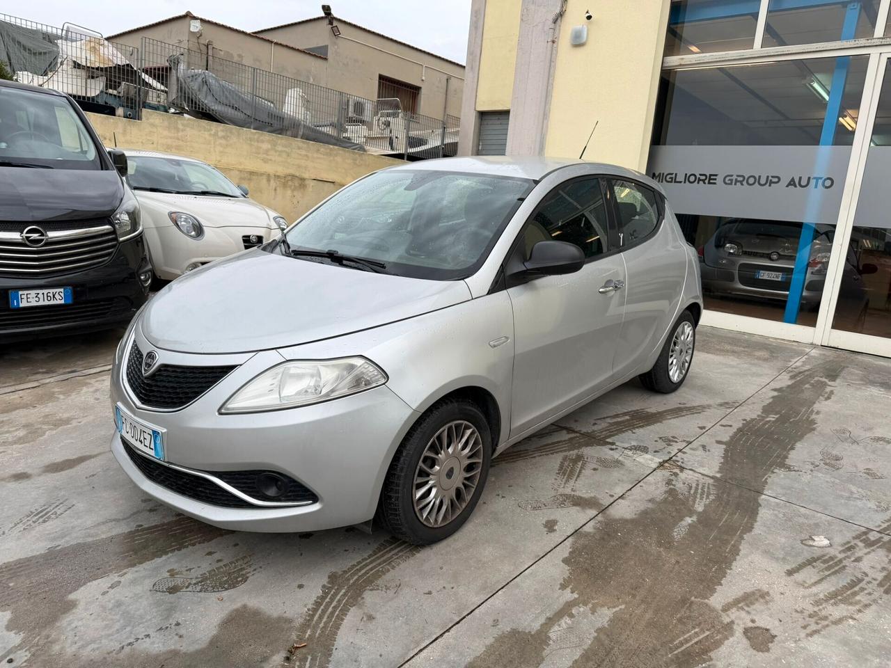 Lancia Ypsilon 1.2 Benzina 69 CV 5 porte Platinum