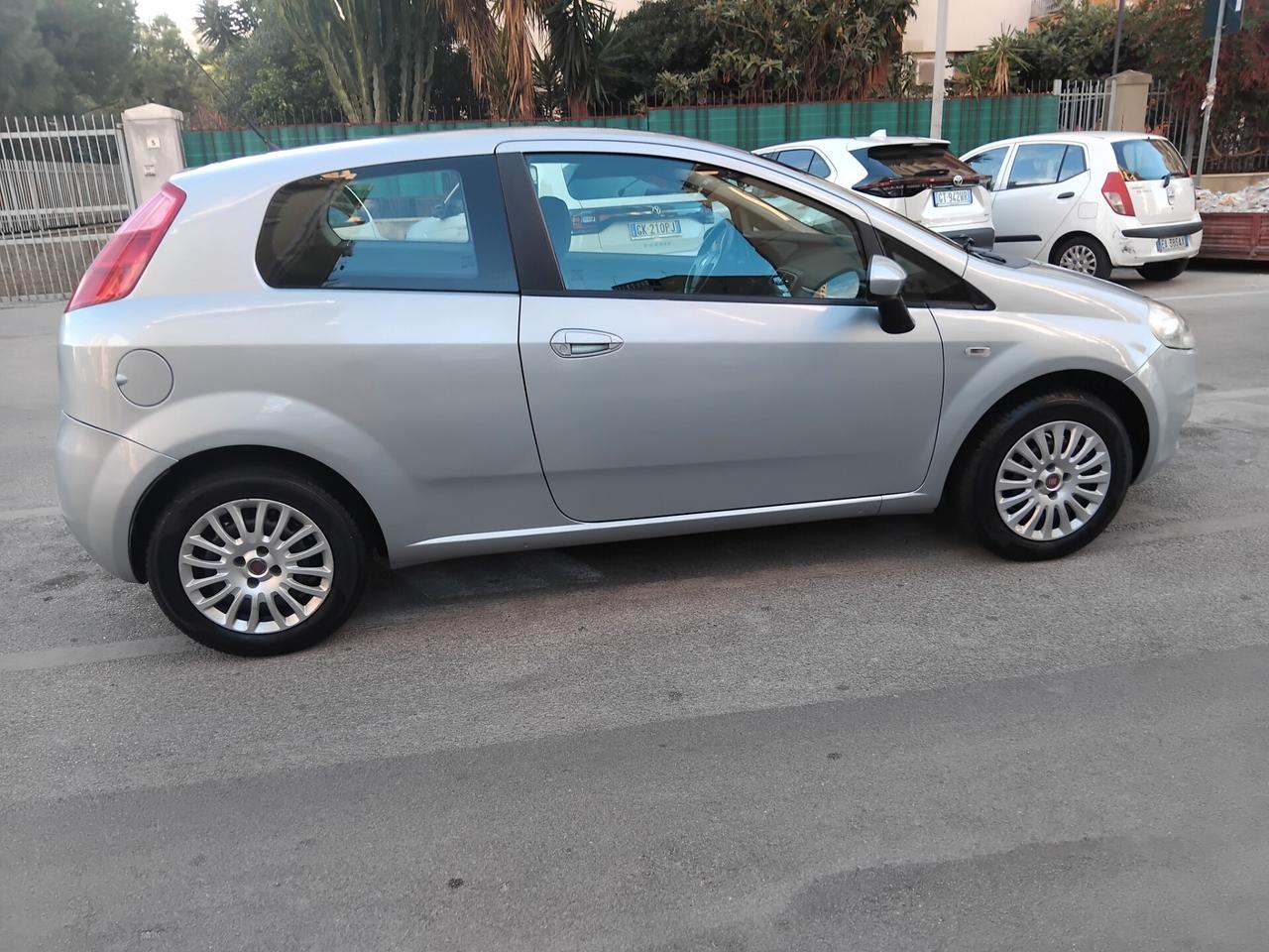 FIAT GRANDE PUNTO 1.4 GPL CON GARANZIA