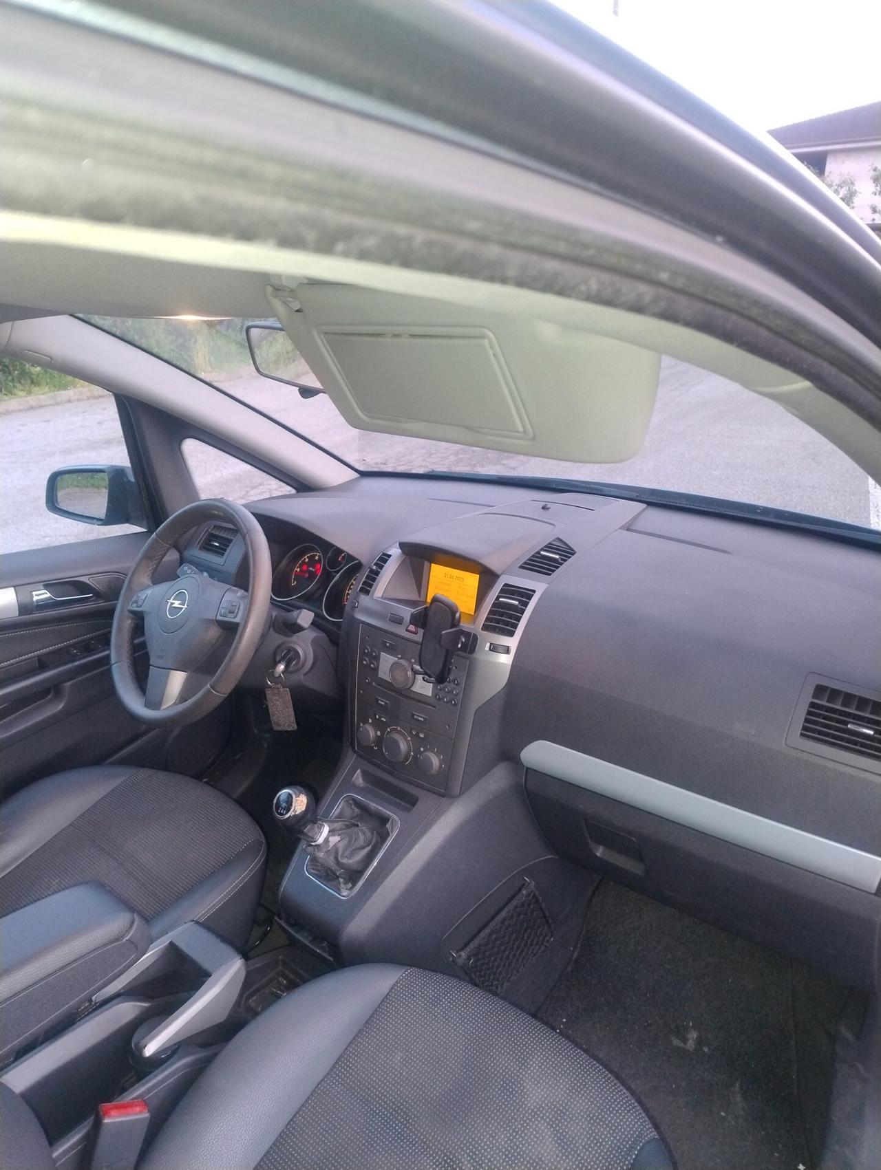 Opel Zafira 1.9 CDTI 120CV Enjoy
