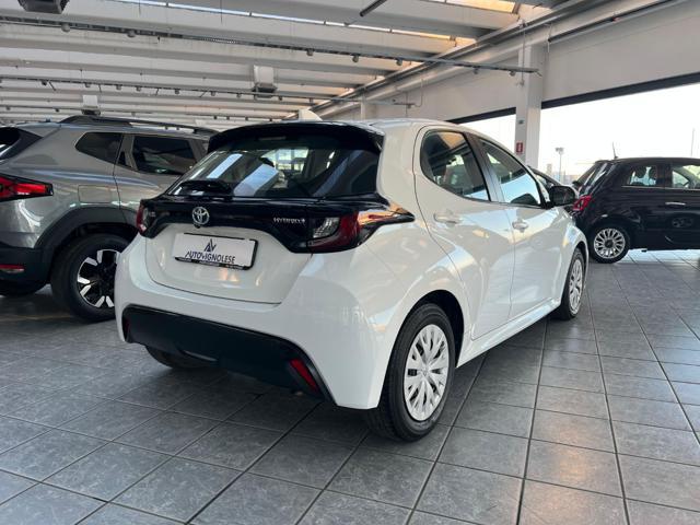 TOYOTA Yaris 1.5 Hybrid 5 porte BS- Retrocamera-Navi-ClAut-sed