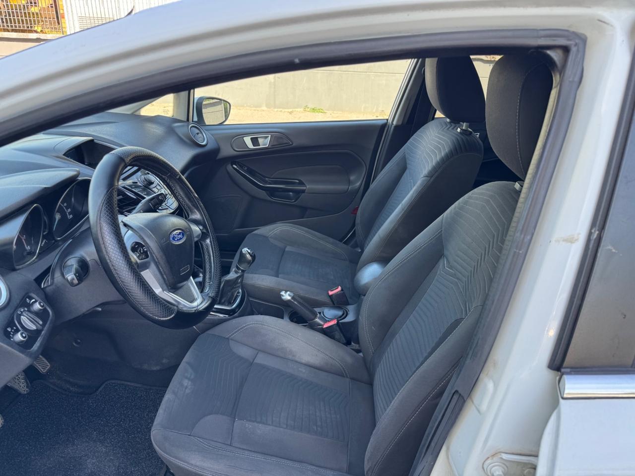 Ford Fiesta 1.2 60CV 5 porte Titanium