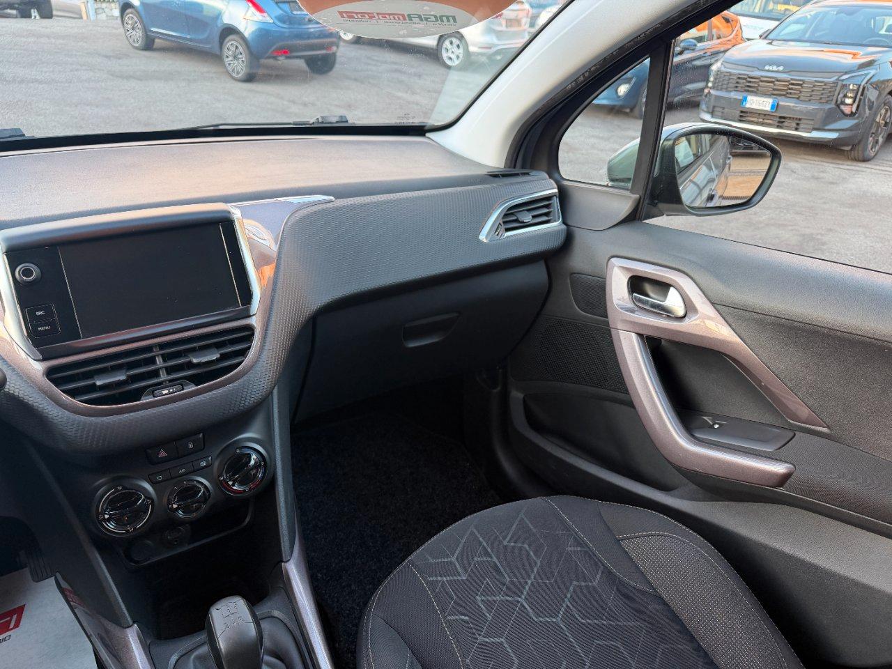 Peugeot 2008 2008 1.2 puretech (vti) 12v Active 82cv