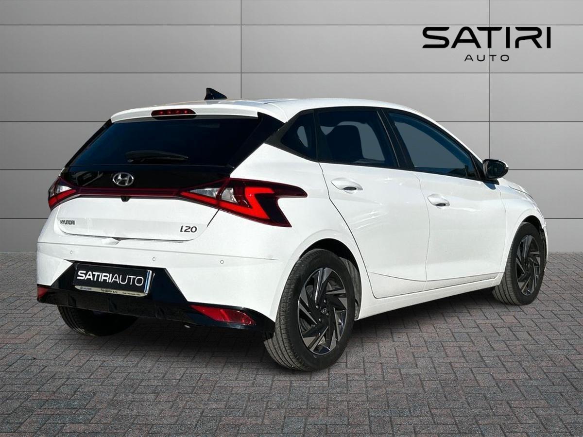 HYUNDAI i20 III 2021 - i20 1.2 Connectline Exterior Pack Gpl