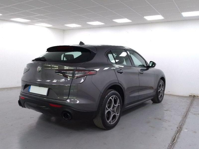 Alfa Romeo Stelvio 2.2 t Sprint Q4 210cv auto