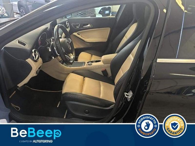 Mercedes-Benz GLA 200 D PREMIUM 4MATIC AUTO