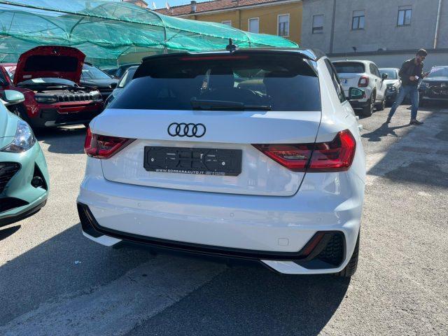 AUDI A1 SPB 30 TFSI Identity Black