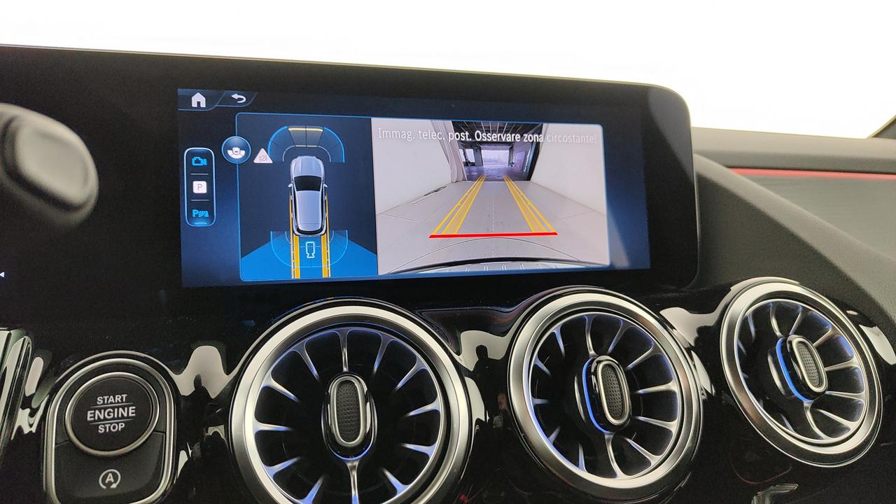 Mercedes-Benz GLA 180 d Automatic