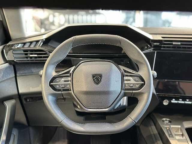 Peugeot 408 Hybrid 136 e-DCS6 Allure