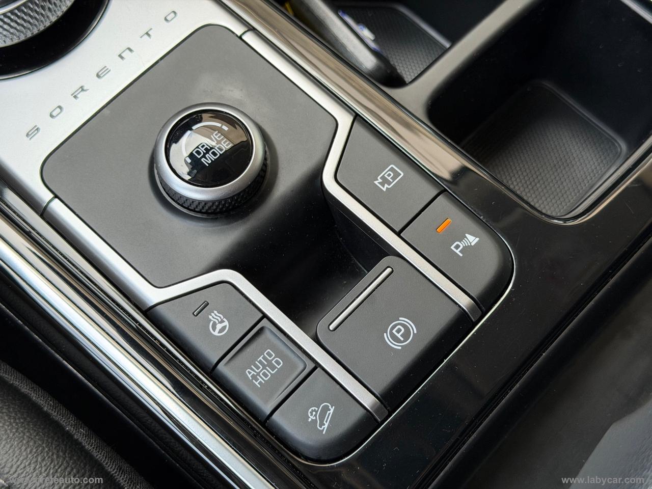 KIA Sorento 1.6 T-GDi HEV AT6 2WD Style